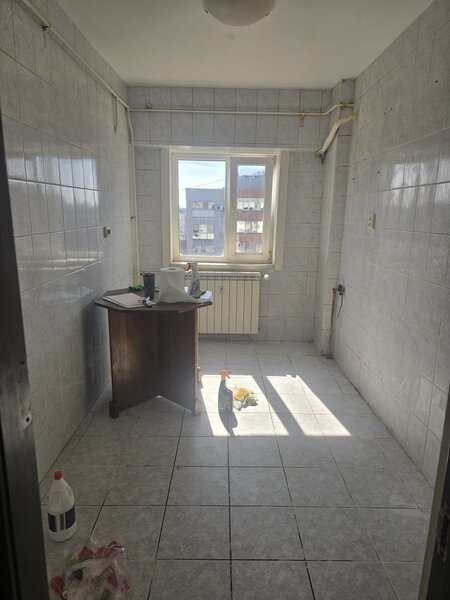 Calea Mosilor, Eminescu, metroul Obor la 6 min.